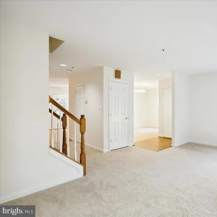 Image 2 - 8612 Fountain Valley Drive, Montgomery Village, MD 20886, USA - Townhouse for rent