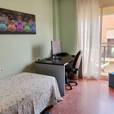 Image 3 - Carrer del Lliri, 22, 46024 Valencia, Spain - Apartment for rent