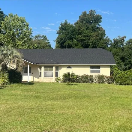 Buy this 3 bed house on 33126 Meadow Side Court in Leesburg, FL 34738