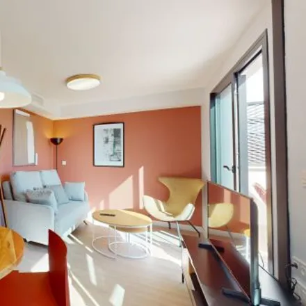 Rent this 4 bed apartment on Carrer del Marquès de Molins / Calle Marqués de Molins in 19, 03004 Alicante
