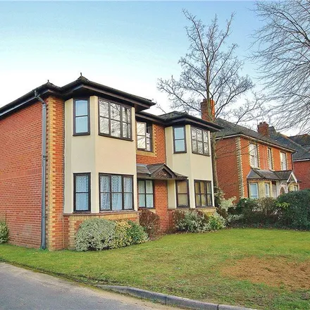 Rent this 1 bed apartment on 18 Claremont Avenue in Old Woking, GU22 7SG