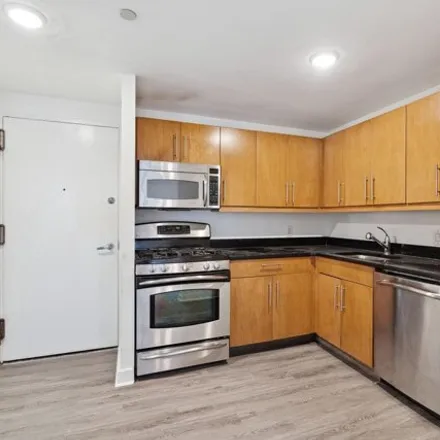 Image 1 - Parc Rittenhouse, 225 South 18th Street, Philadelphia, PA 19103, USA - Condo for sale