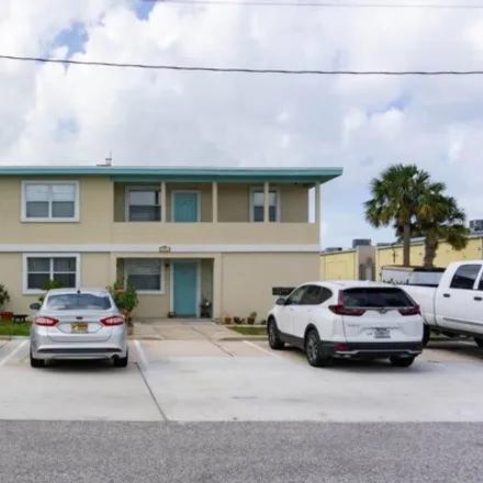 Buy this 8 bed house on 329 14th Ave N in Jacksonville Beach, Florida