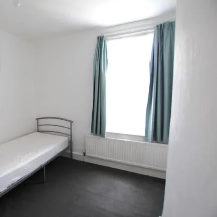 Image 4 - Claude Road, London, E10 6ND, United Kingdom - Apartment for rent