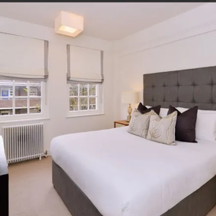 Image 4 - Pelham Court, 145 Fulham Road, London, SW3 6SD, United Kingdom - Apartment for rent