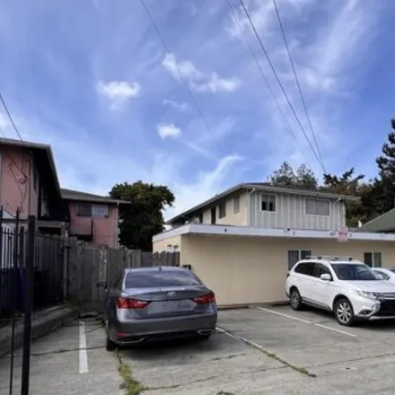 Buy this 8 bed house on 3537 Galindo Street in Oakland, CA 94601