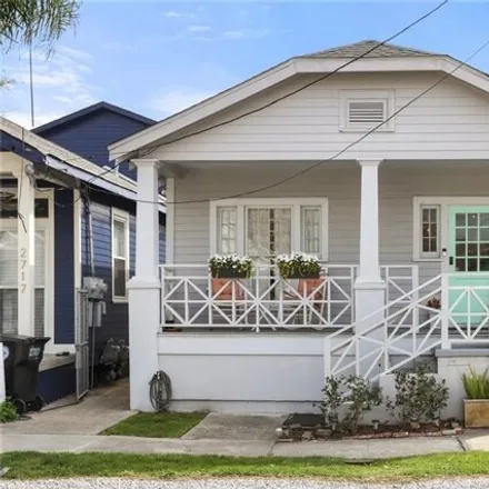 Rent this 3 bed house on 2713 Valence Street in New Orleans, LA 70115