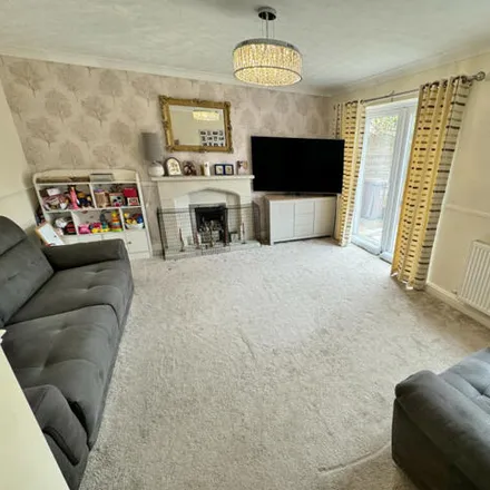 Image 4 - Bilsborough Meadow, Preston, PR2 1YY, United Kingdom - House for sale