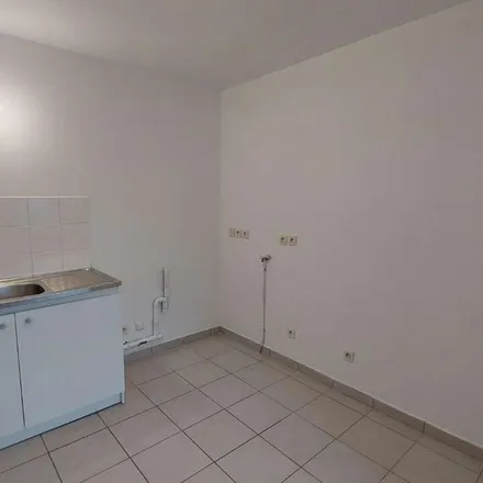 Rent this 4 bed apartment on 1 Rue Louis Saulnier in 69330 Meyzieu, France