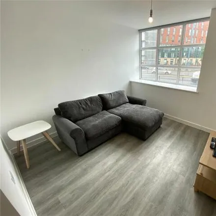 Image 4 - East Point, Richmond Street, Leeds, LS9 8BF, United Kingdom - Apartment for rent