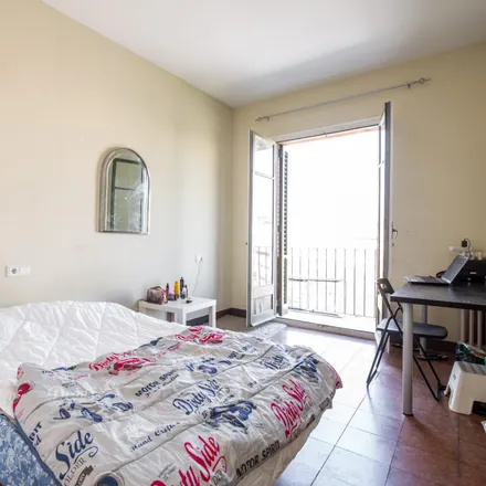 Rent this 6 bed room on Carrer de Girona in 42, 08009 Barcelona