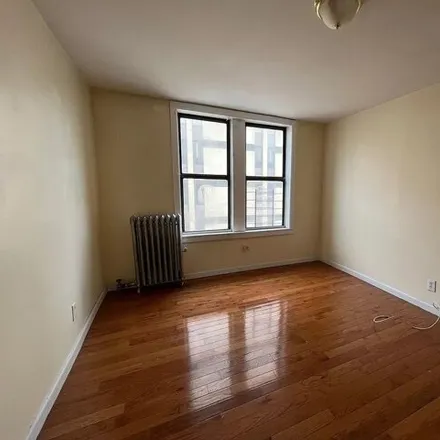 Rent this 1 bed apartment on 500 West 213th Street in New York, NY 10034
