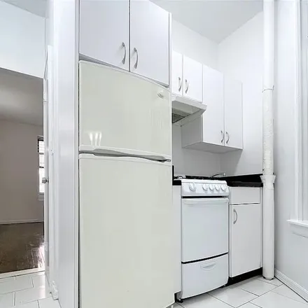 Image 4 - 1965 Pacific Street, New York, NY 11233, USA - Apartment for rent