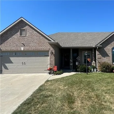 Buy this 3 bed house on 4489 Greystone Drive in Saint Joseph, MO 64505