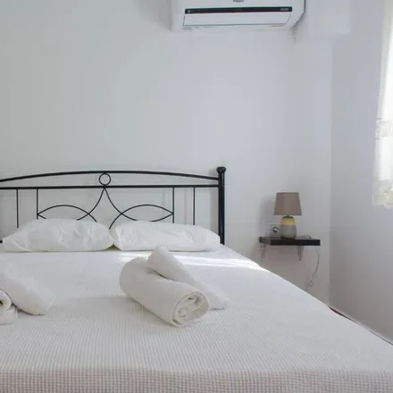 Rent this 1 bed apartment on Τ in Nea Alikarnassos Municipal Unit, Greece