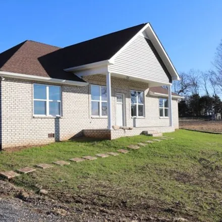 Buy this 3 bed house on 7350 US 231 in Paynes Store, Trousdale County
