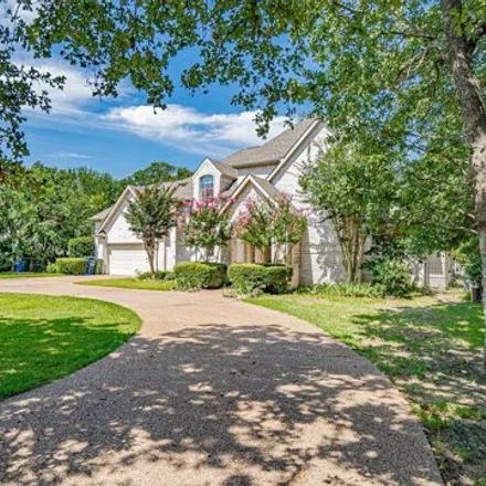 Image 3 - 750 Oak View Dr, Texas, 75068 - House for sale