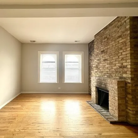 Image 3 - The Cobden, 2300-2310 North Clark Street, Chicago, IL 60614, USA - Apartment for rent