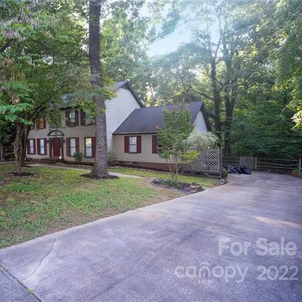 Image 2 - 432 Blue Rock Drive, Charlotte, NC 28213, USA - House for sale