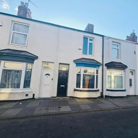 Rent this 3 bed townhouse on Wicklow Street in Middlesbrough, TS1 4PY