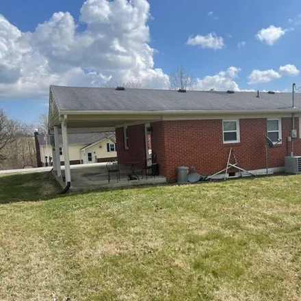 Image 3 - 149 Bell Street, Lincoln County, KY 40484, USA - House for sale