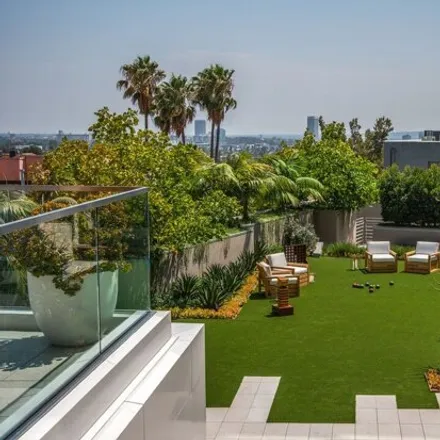 Image 8 - 8432 West Sunset Boulevard, West Hollywood, CA 90069, USA - Condo for sale