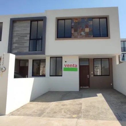 Buy this 3 bed house on unnamed road in 45610 Tlaquepaque, JAL