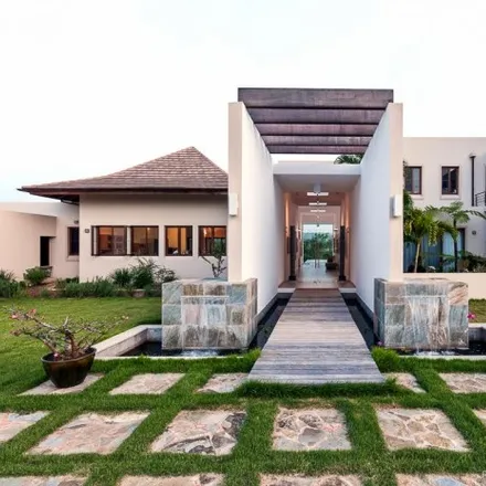 Image 1 - Luxury Villas $ 3 - House for sale
