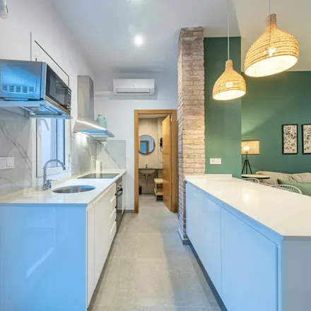 Rent this 2 bed apartment on Carrer del Tinent Flomesta in 37, 08001 Barcelona