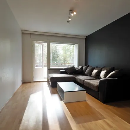 Rent this 2 bed apartment on Humaltarhantie in 06450 Porvoo, Finland