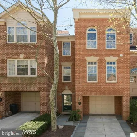 Rent this 4 bed townhouse on 4062 Mansion Drive Northwest in Washington, DC 20007