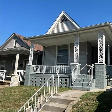 Buy this 3 bed house on 518 Barnett Avenue in Kansas City, KS 66101