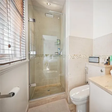 Image 9 - Chester Close, London, SW1X 7HF, United Kingdom - Apartment for rent