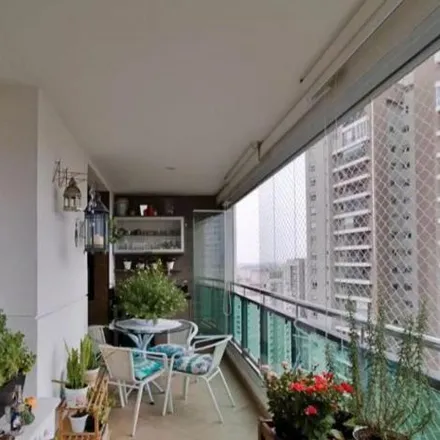 Buy this 3 bed apartment on Rua José de Oliveira Coelho in Paraisópolis, São Paulo - SP