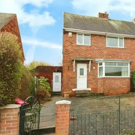 Buy this 3 bed duplex on Birchwood Avenue in Rawmarsh, S62 7JP