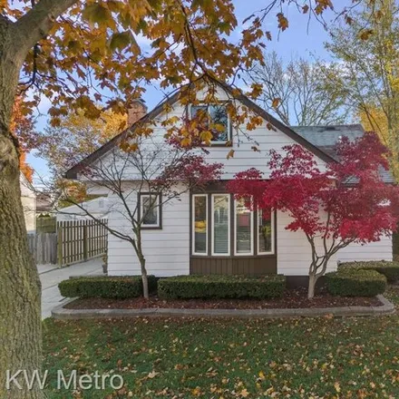 Rent this 5 bed house on 2336 Royal Avenue in Berkley, MI 48072