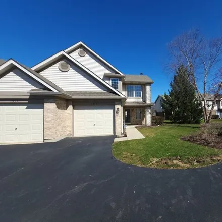 Buy this 3 bed townhouse on 1688 Autumn Avenue in Schaumburg, IL 60193