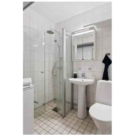 Rent this 3 bed apartment on Kometgatan in 441 39 Alingsås, Sweden