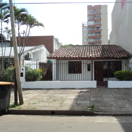 Buy this 3 bed house on Edificio Paraná in Alberdi 801, Centro de Integración Territorial Riberas del Paraná