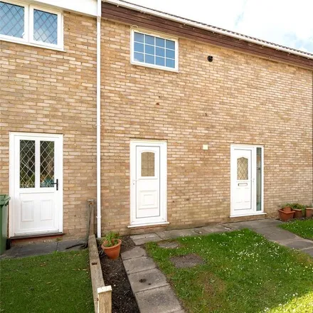 Rent this 3 bed townhouse on Dalcross in Easthampstead, RG12 0UJ