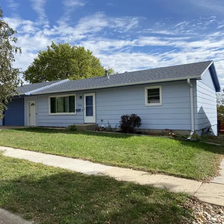 Buy this 4 bed house on 1200 East 19th Street in Yankton, SD 57078