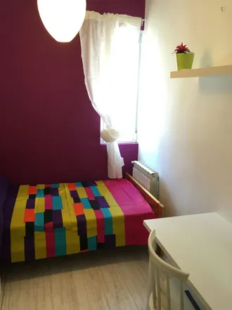 Rent this 7 bed room on Madrid in Colegio de Educación Infantil y Primaria Francisco de Goya, Calle de Antillón