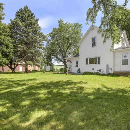 Buy this 4 bed house on Pebble Ridge Road in Greenville, Outagamie County