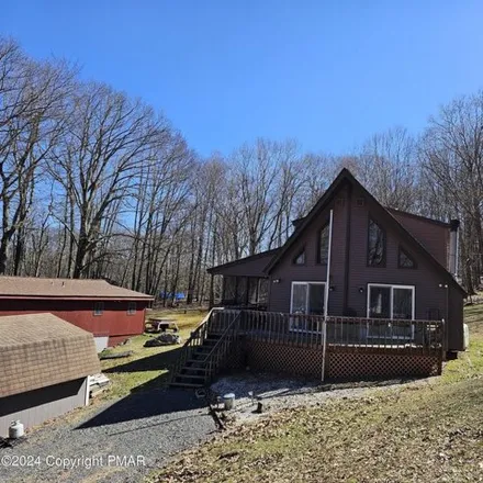 Buy this 4 bed house on 1450 Lake Lane in Tobyhanna Township, PA 18347