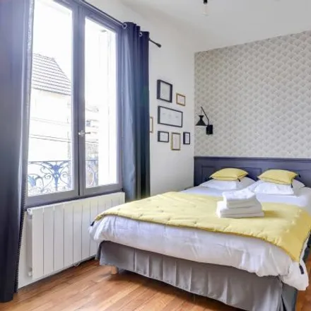 Image 7 - 3 Avenue Barillet, 92250 La Garenne-Colombes, France - Apartment for rent
