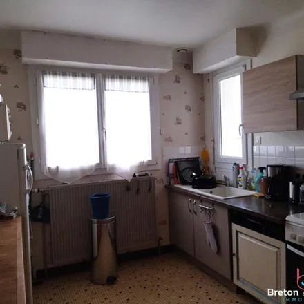 Rent this 4 bed apartment on 17 Rue du Sergent Louvrier in 53100 Mayenne, France
