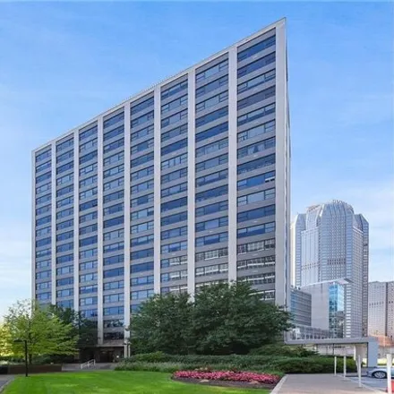 Rent this 1 bed condo on Chatham Tower Condominium in Fifth Avenue, Pittsburgh