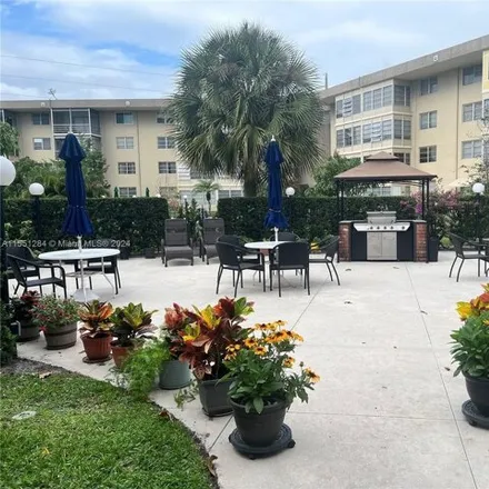 Rent this 1 bed condo on 2933 Northwest 46th Avenue in Lauderdale Lakes, FL 33313