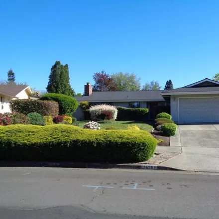 Buy this 3 bed house on North Keeneway Drive in Medford, OR 97504