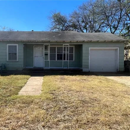 Buy this 2 bed house on 3128 North 25th Street in Waco, TX 76708